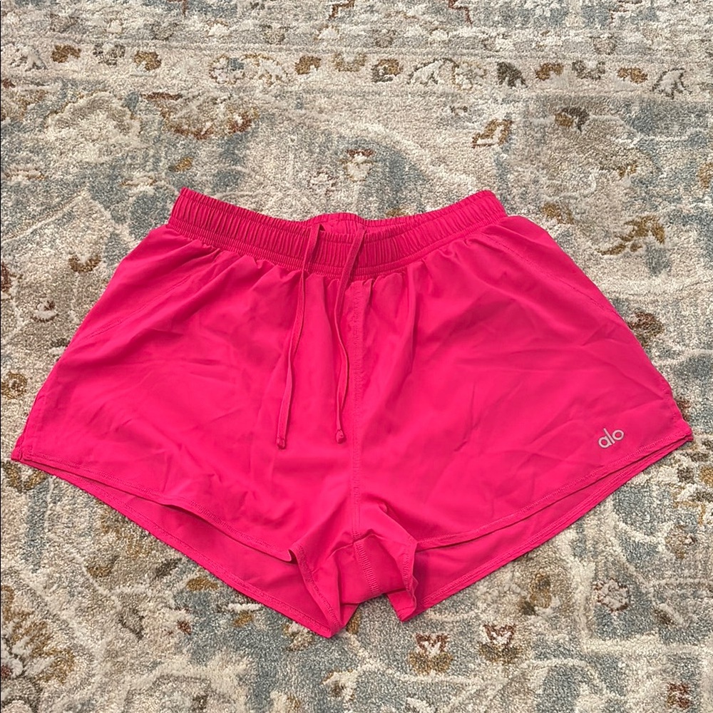 ALO Yoga Women's Pink Athletic Shorts
